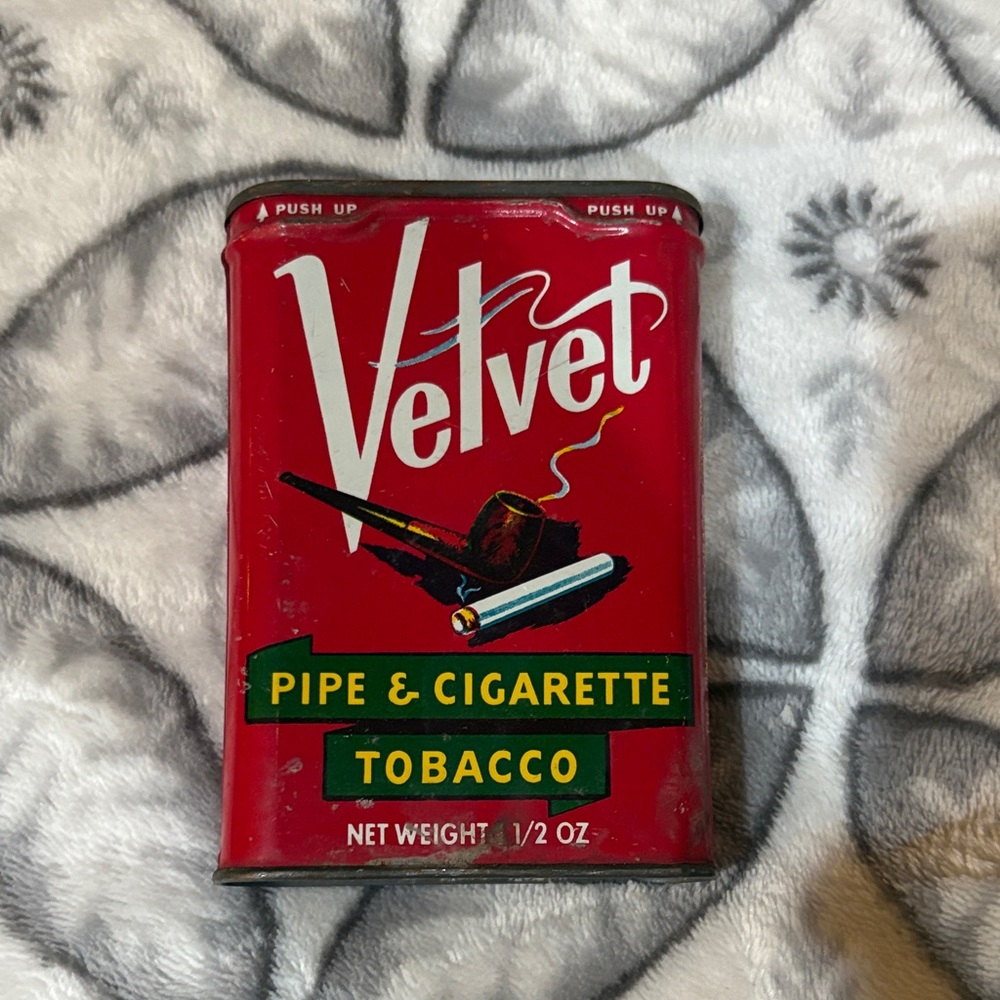 Velvet Vintage Tin